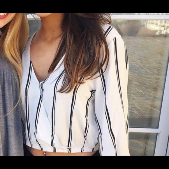 Pacsun LA Hearts Bell sleeve striped crop top - Picture 1 of 4